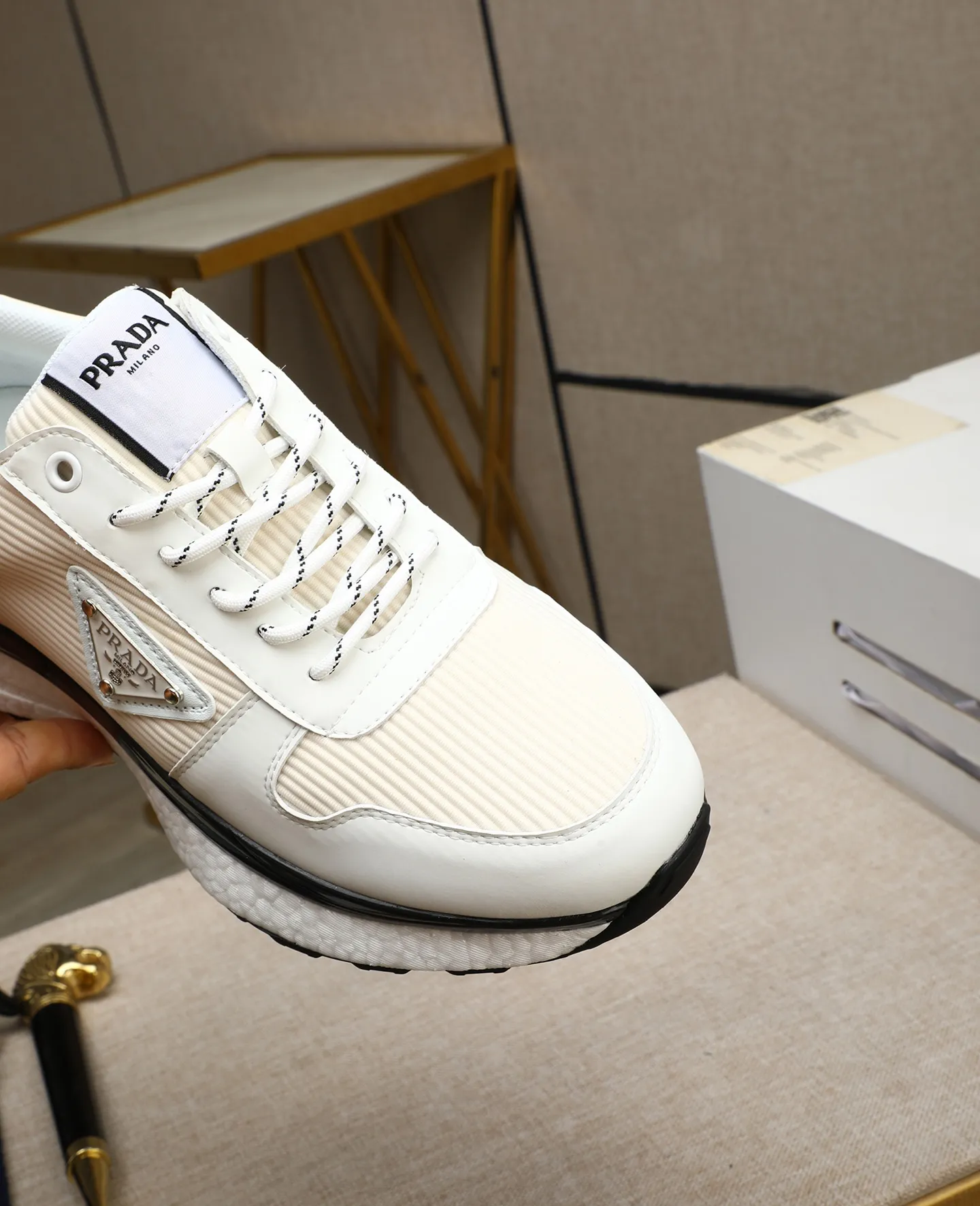Men's shoes💰460🌹🌹[PRADA—Prada] latest model🙈original replica! 👟👟👟Available here. The workmanship is top-notch. The upper is made of Italian 🇮🇹Imported calfskin. ❗️Breathable genuine leather lining @Suitable for travel. The original version has an enlarged engraved sole, making it suitable for all kinds of travels, showing low-key luxury. Let quality speak for itself. Color: Size: 38-44